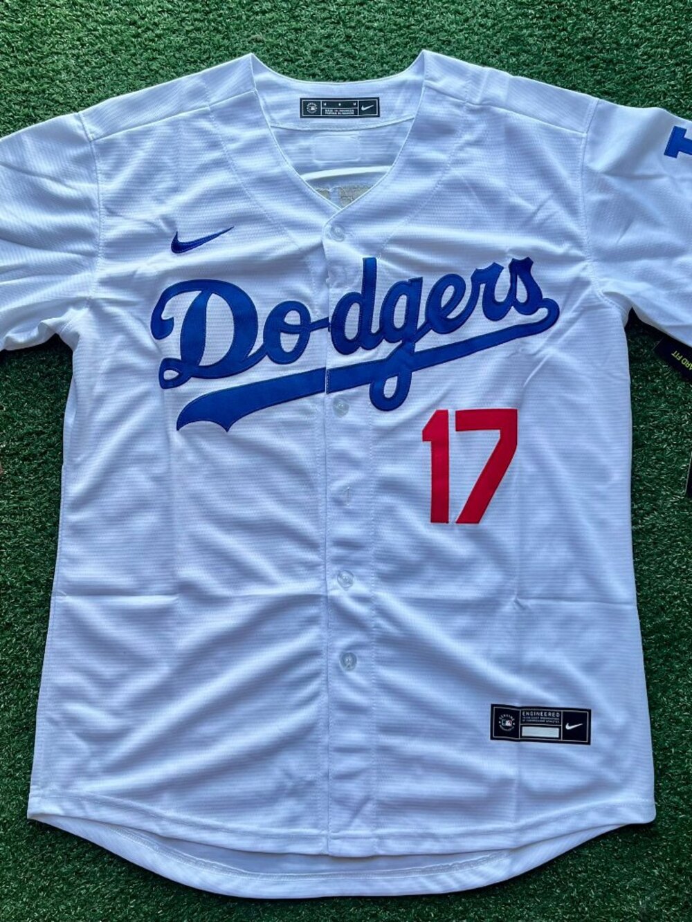 LA Dodgers Ohtani 17 White Baseball Jersey - New With Tags